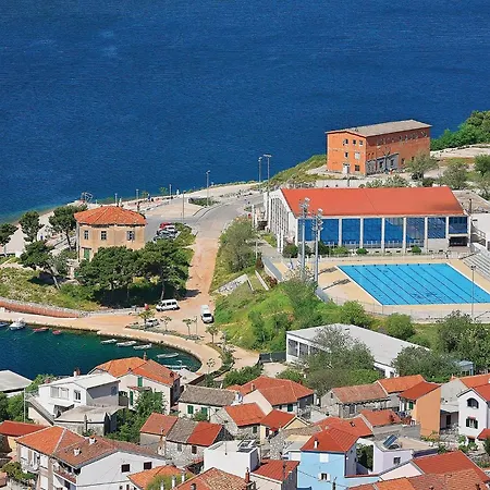 Amazing In With House A Mountain View * Vrlika